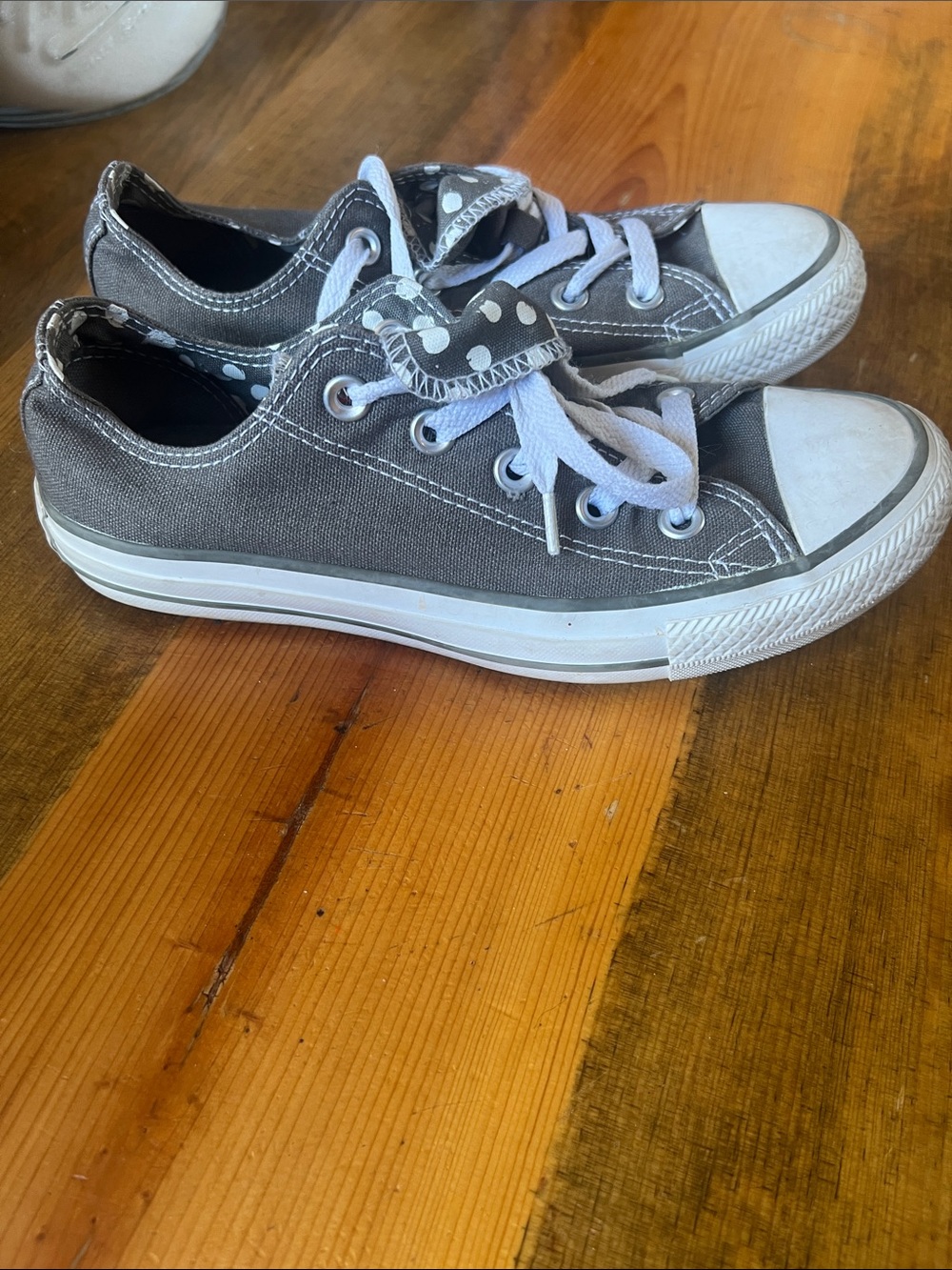 Converse women’s Gray Canvas Low Top Sneakers 2 tongue design - Picture 5 of 5
